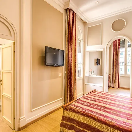 Garden Hotel 3*