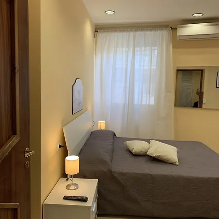 Piazza Istria Bed & Breakfast 3*