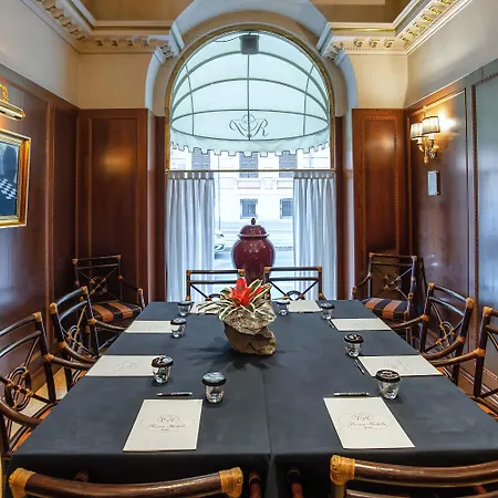 Hotel River Palace 4*