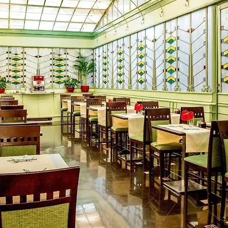 Hotel Alexandra