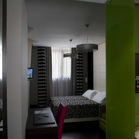 Hotel Western Cinemusic