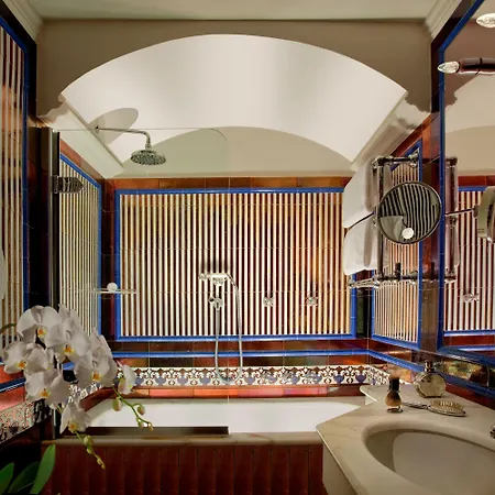 Bio Raphael - Relais & Chateaux Rome