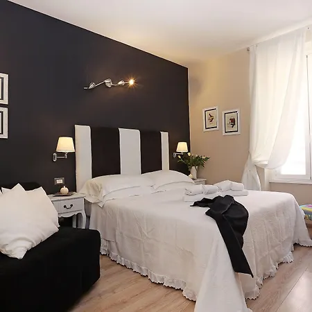 Daplace - Hqh Colosseo Vendégház Róma