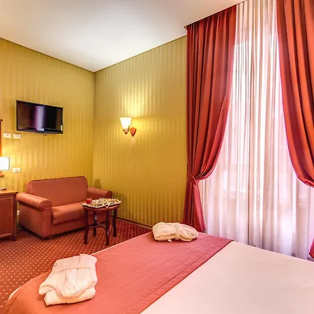 Hotel Augusta Lucilla Palace