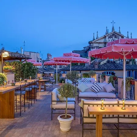 9hotel Cesari Hotel 4*