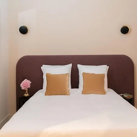 9hotel Cesari 4*