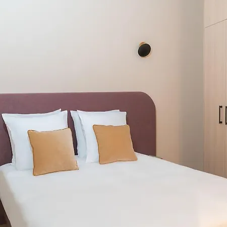 9hotel Cesari Hotel