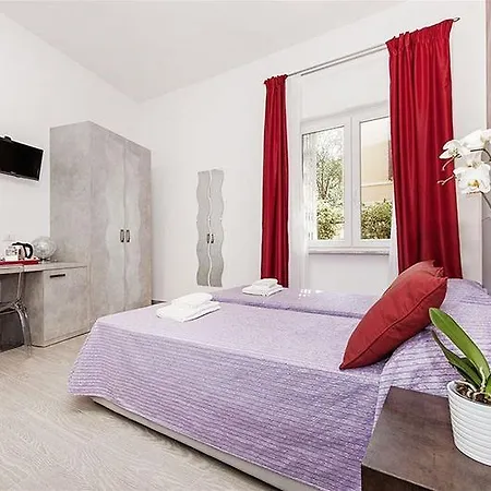 Guest house Le Terrazze Di San Giovanni 2*