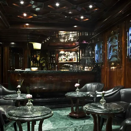 Hotel Valadier Rome
