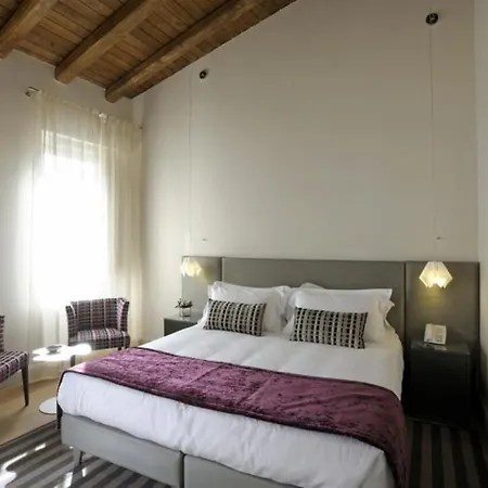 Trevi Palace Luxury Отель 4*