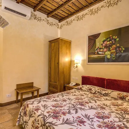 Отель Residenza San Calisto 3*