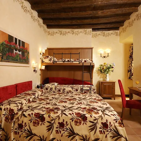 Residenza San Calisto 3* Рим