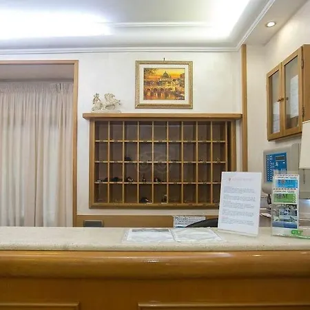 里米尼酒店