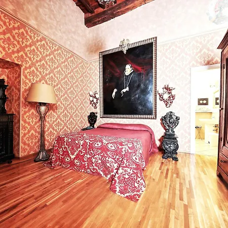 Antica Dimora Dell'orso Bed & Breakfast 2*
