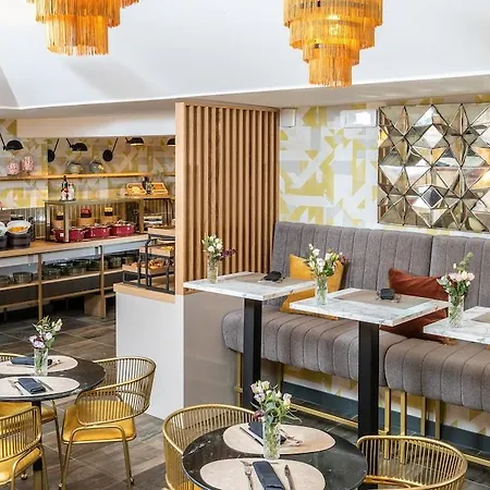 Leonardo Boutique Termini Hotel 4*