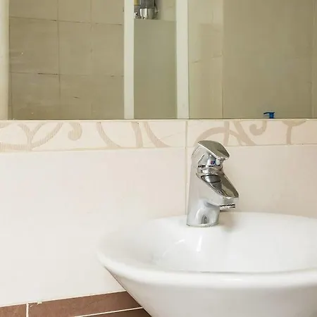 Vatican Guest house 2*
