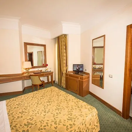 Sunrise Hotel 4*