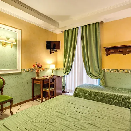 Hotel Montreal 3*