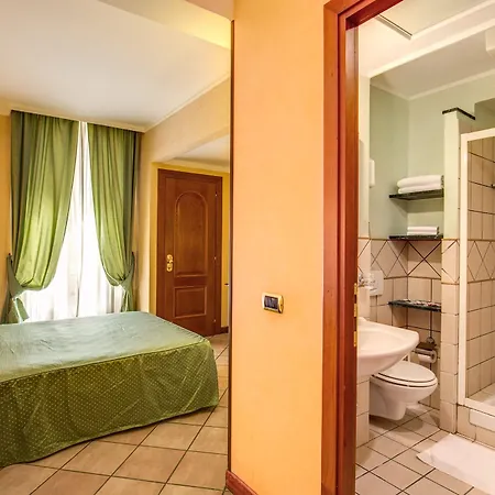 Montreal Hotel