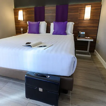 Hotel The Republic