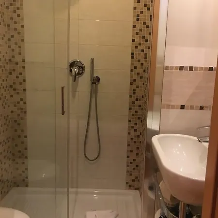 Ih Piazza Di Spagna View - Luxury Guest house 3*