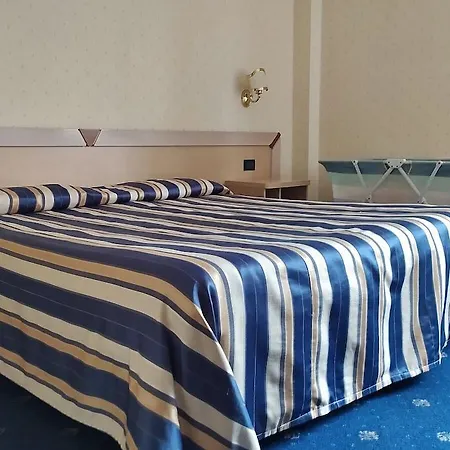 Torre Di Pratolungo 3* Roma