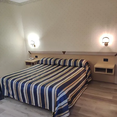 Hotel Torre Di Pratolungo