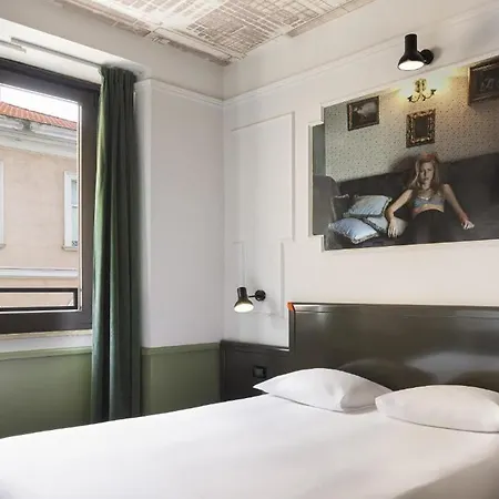 Generator Hostal Roma