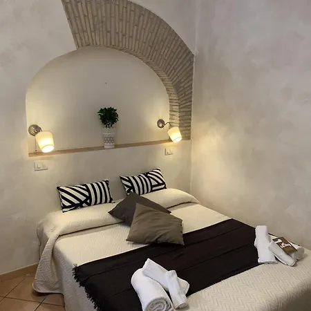 Gulliver's Guest house 2*