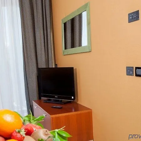 Hotel Warmthotel 4*