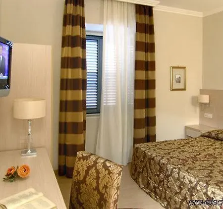 Xx Settembre Hotel 3*