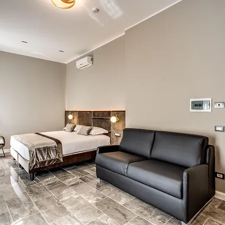 Apollo Boutique Hotel 4*