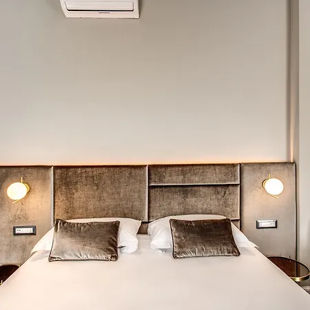 Apollo Boutique 4*