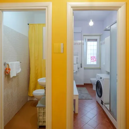 House Of Colours In Marconi, Rome
