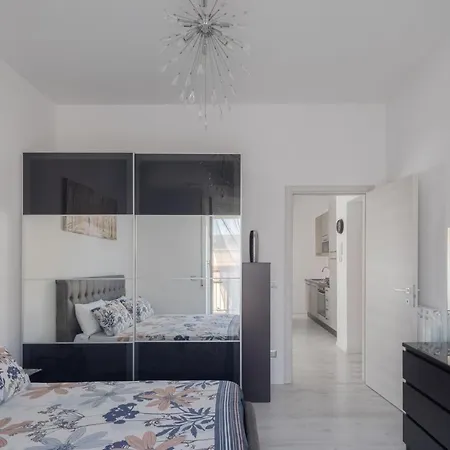 Apartment Per 4, Metro C Alessandrino, Wi-fi, A/c Rome