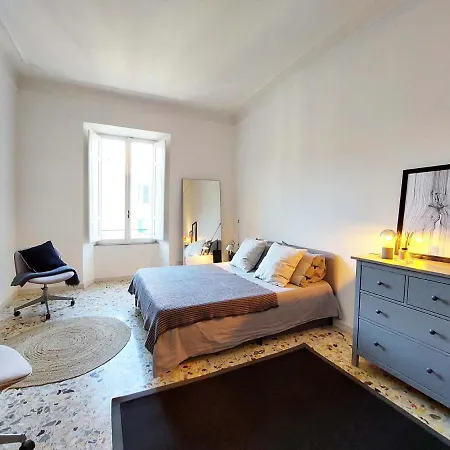 Di Charme Dal Design Prestigioso Гостевой дом Рим