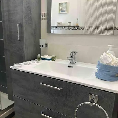 Family Flat Near Metro A * Rzym