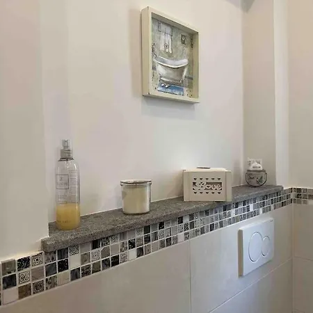 Apartament Family Flat Near Metro A