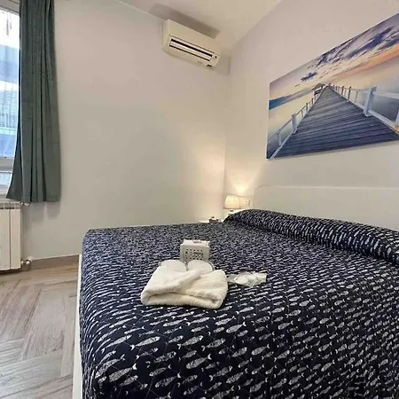 Family Flat Near Metro A Apartament *