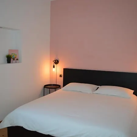 Apartment Domi - *
