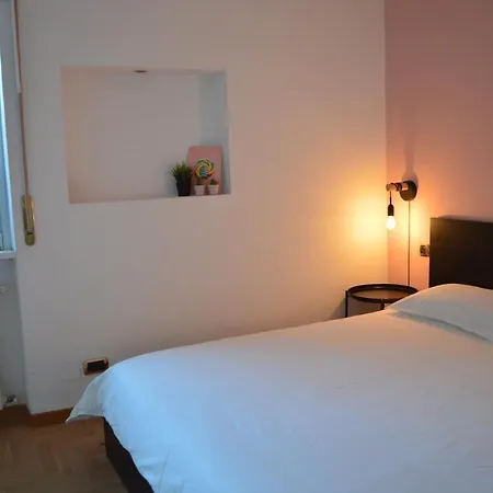 Domi - Apartment Rom