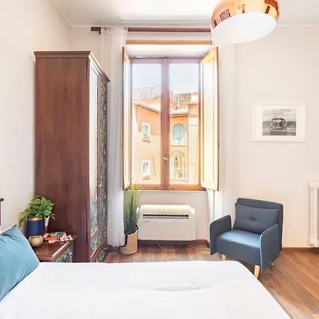 4 Townhouse By The Spanish Steps *