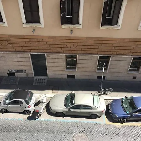Alex Square Hotel 3*