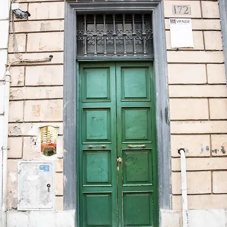 Casa Colosseo 2 Apartment *