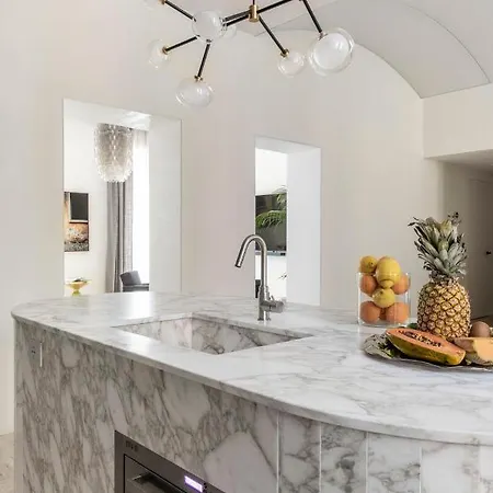 Le Di Andrea - Luxe Apartment *