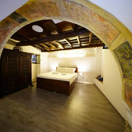 Tre Colonne Apartment *