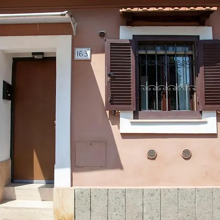 Casa Q163a Tuscolana Next To Metro Apartment *