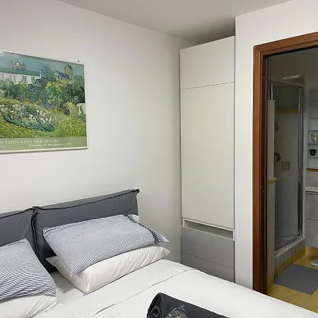 In&out - Mostacciano, Eur Appartement