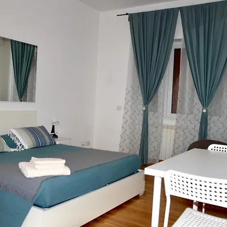 Locazione Turistica Paolucci Guest house *