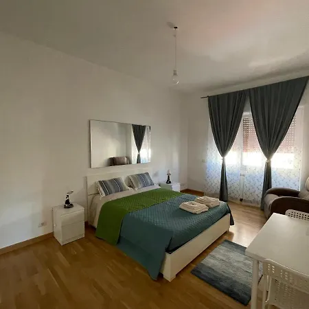 Guest house Locazione Turistica Paolucci Rome